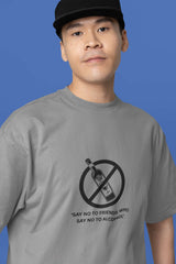 Unisex Relaxed Fit T-Shirt with "Gin & Social Rules" Print