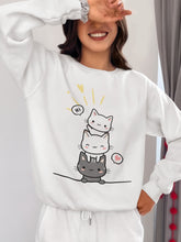 Regular Fit Unisex Sweatshirt with "Cute Cat Illustration" Print